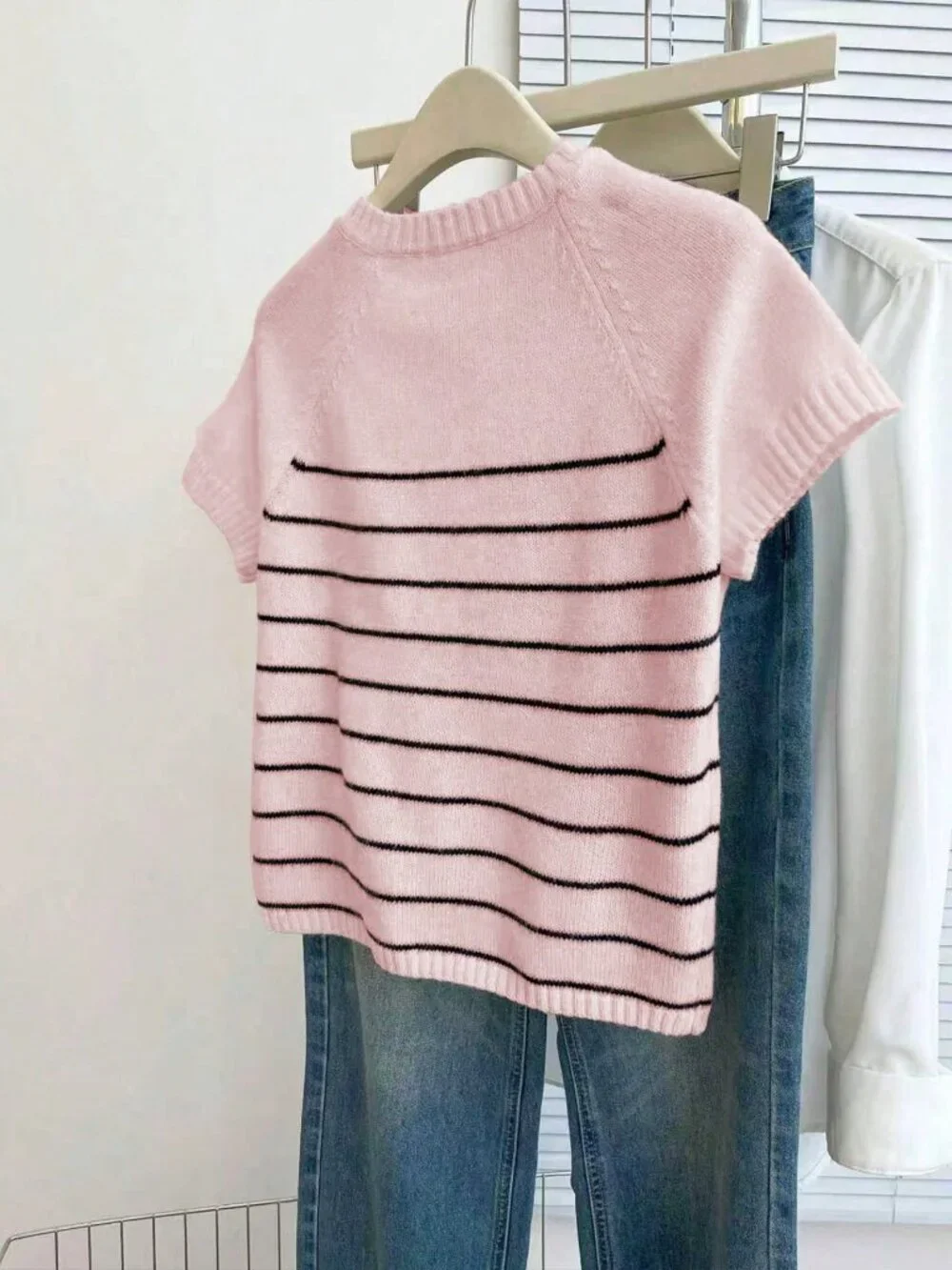 Pink Casual Women's Loose Round Neck Short Sleeve Knitted Stripe Sweater